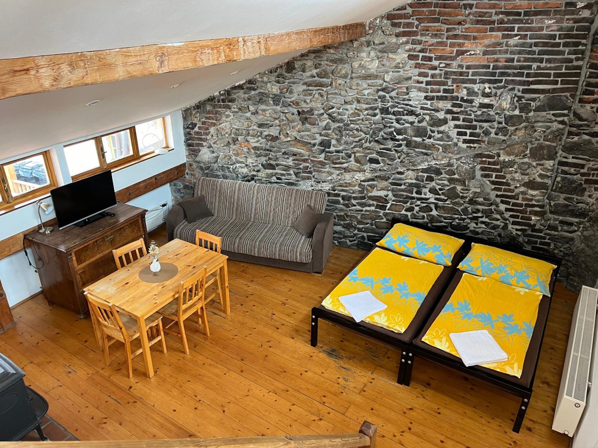 Travel Hostel Чешки Крумлов Екстериор снимка