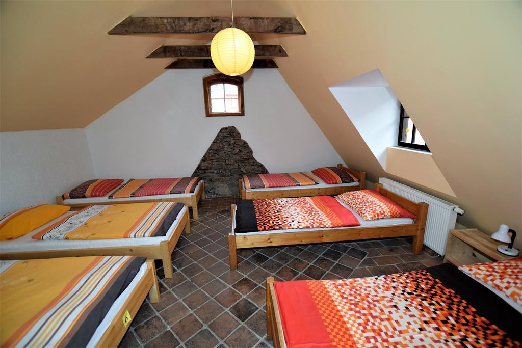 Travel Hostel Чешки Крумлов Екстериор снимка