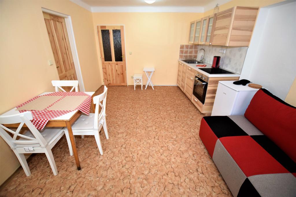 Travel Hostel Чешки Крумлов Екстериор снимка